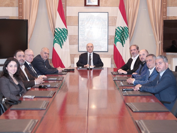 تحركات رسمية وميدانية لمواكبة النزوح وتخفيف تداعيات التصعيد