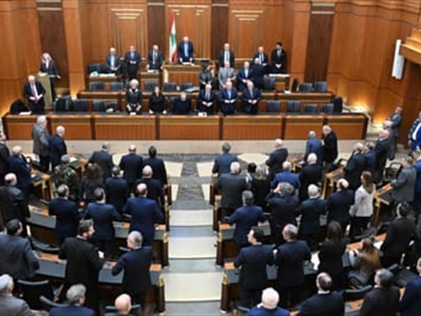 بأكثرية 76 صوتًا... تمديد ولاية مجلس النواب سنتين