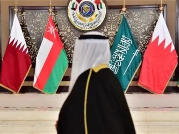 اجتماع الرياض الوزاري: إدانة عربية وإسلامية واسعة لإستهداف السعودية ودول [...]