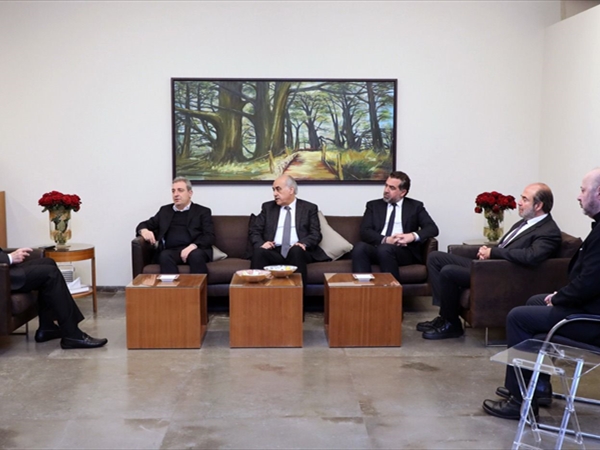 وفد «التقدمي» في معراب موفداً من جنبلاط