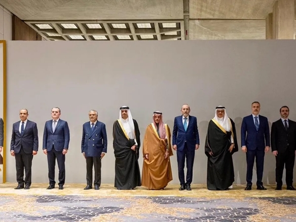 الرياض.. الاجتماع الوزاري يطالب إيران بوقف اعتداءاتها فورا