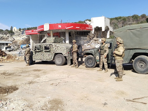 الجيش اللبناني ينسحب من نقاط مستحدثة على الحدود.. واسرائيل تتوغل جنوبا
