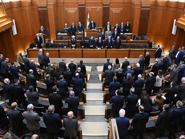 هل أخطأ مجلس النواب في التمديد لنفسه؟