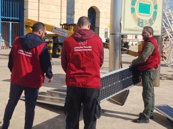 جهود إنسانية لدعم النازحين في لبنان ومؤسسة مخزومي تنير المدينة [...]