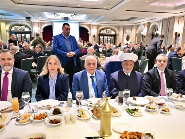 المفتي دريان خلال إفطار اتحاد العائلات البيروتية: لبنان عربي الهوية والانتماء ولن يتخلى عن أشقائه العرب