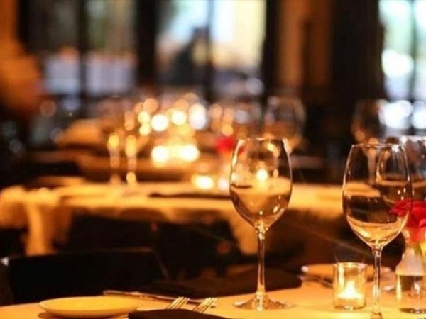 المطاعم في الحرب... هل تصمد؟