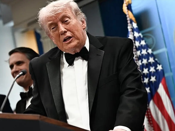 صور الرعب في هروب رجال الإدارة.. «ليلة استهداف ترامب ومضة لإنهاء «حرب هرمز «وما وراءه !»