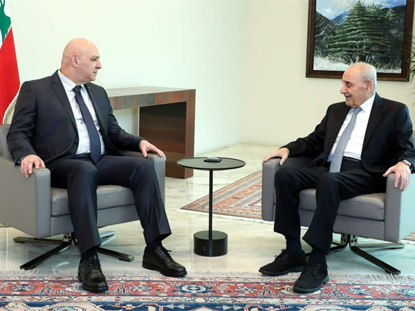 عون يأمل بدور لبري في تهدئة غضب "حزب الله"