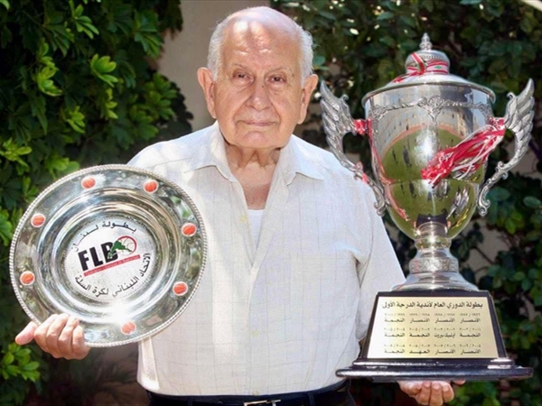 محمد شاكر رحل تاركاً ارثاً مجبولاً بالبطولات..