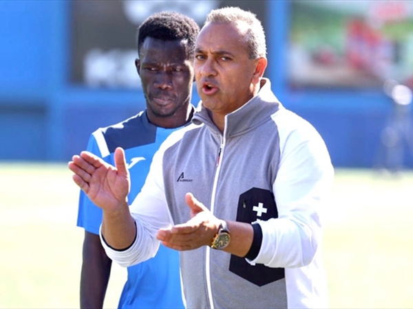 جيمس: لا انسحاب للراسينغ واطالب بالغاء الهبوط هذا الموسم..