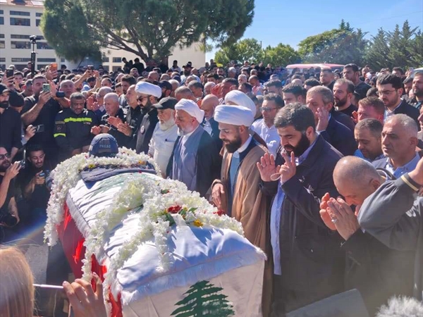 موجة إدانات واسعة لإغتيال العدو الإسرائيلي الصحافية آمال خليل