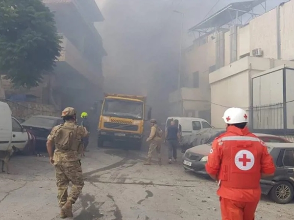 غارة أمام مستشفى تبنين... وأضرار كبيرة