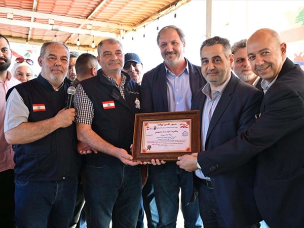 رابطة أبناء بيروت احتفلت بأربعة أيوب.. الصفح: المهرجان هو تمسكٌ [...]