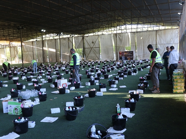 إسماعيل تفقد مركز توزيع المساعدات في معروب :المبادرات الفردية تساهم في التخفيف من الأعباء عن أهلنا النازحين