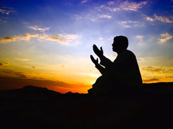 أن تكون مؤمِناً سر الاستقامة ونور الحضور