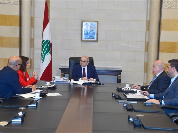 سلام: نزع السلاح يتم عبر الدولة