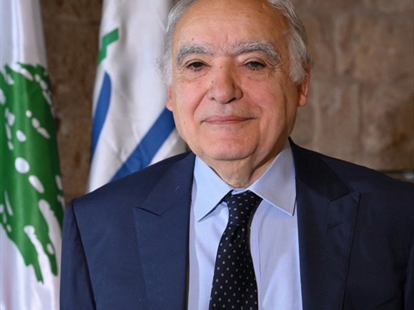 هو وهي 25-4-2026