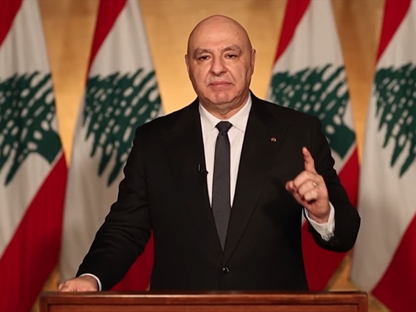 عون إعادة تعريف الخيانة وتمسُّك بالتفاوض