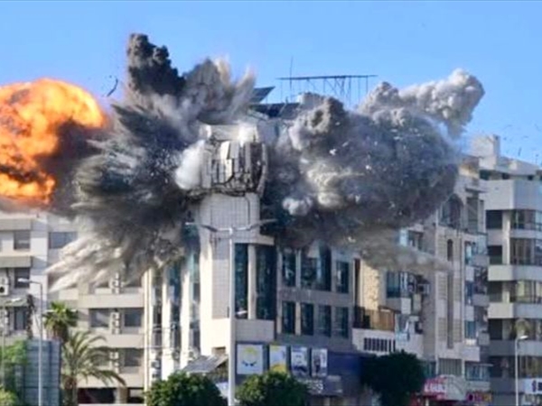 تصعيد إسرائيلي واسع على لبنان وغارات مكثَّفة تطال الضاحية والجنوب [...]