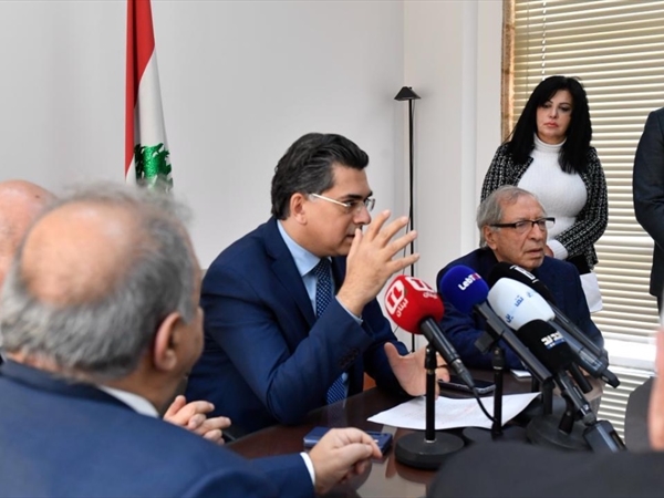 مرقص يؤكِّد في لقاء تشاوري تبنِّي خمسة مبادىء للإعلام