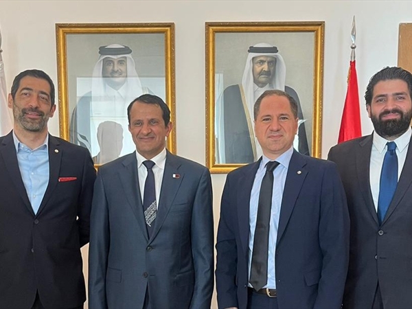 وفد كتائبي زار سفير قطر مثمناً دور بلاده