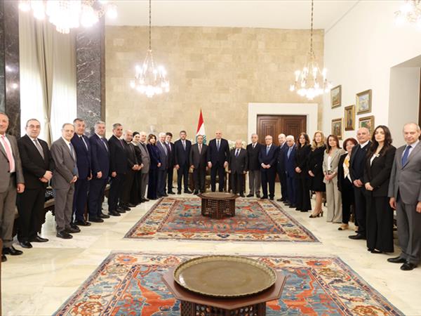 عون: الحلّ بتحقيق وقف النار تعقبه مفاوضات مباشرة مع إسرائيل