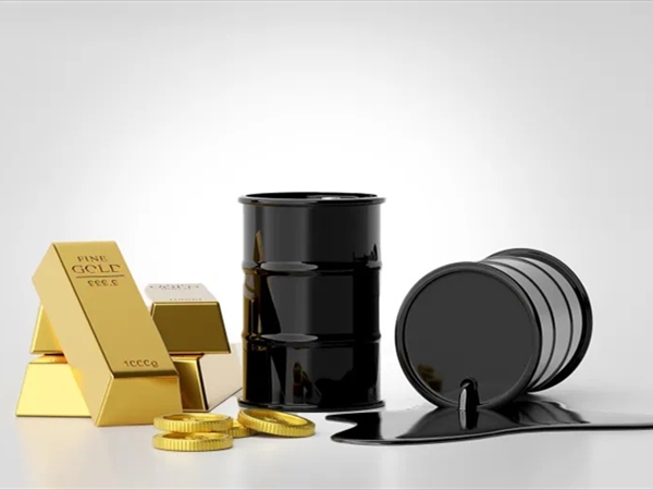 بعد خطاب ترامب.. ماذا حدث لأسعار النفط والذهب والفضة؟