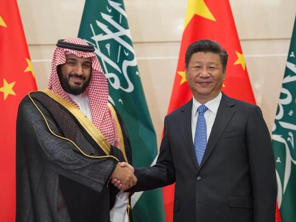 ولي العهد السعودي والرئيس الصيني يبحثان إنهاء الحرب وأمن الملاحة