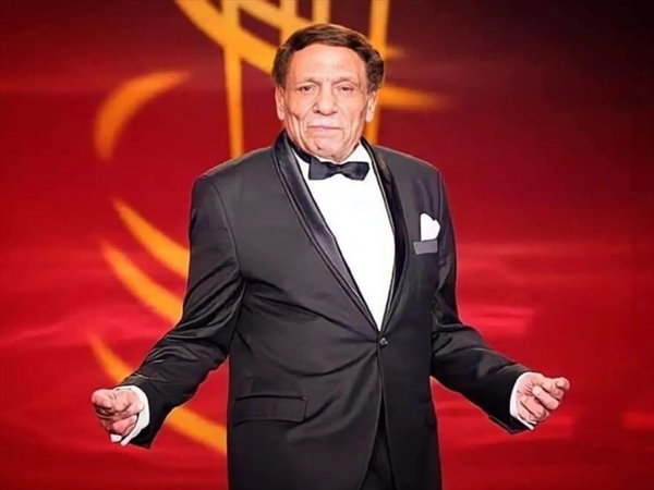 عادل إمام أنهى زمن النجم الأوحد