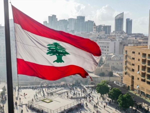الأكاديميّون اللبنانيّون والحـل السياسي المطلــوب