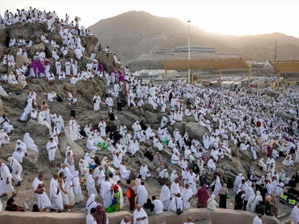 مليون ونصف مليون حاج على عرفة في آخر أيام مناسك [...]