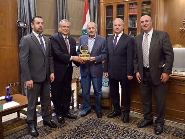 بري عرض مع مرقص وافرام الأوضاع في لبنان وحبيب يسلّمه [...]