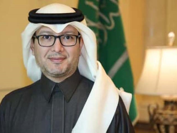 السفير وليد بخاري مالئ الدنيا بديبلوماسيته الراقية