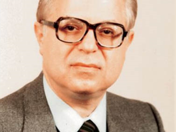 خريستو النرجسي
