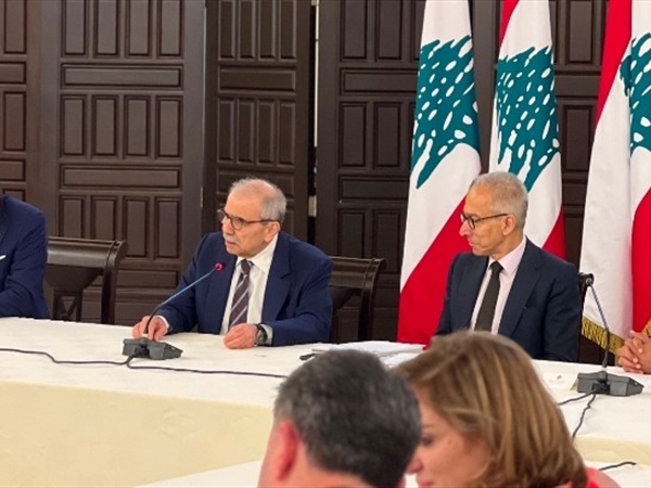 لقاء موسَّع في السرايا حول فتح الأسواق السعودية أمام المنتجات [...]