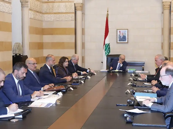 سلام ترأس اجتماعاً «للعودة والتعافي»: لن نترك أهل الجنوب لوحدهم