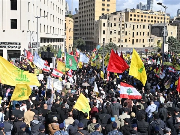 لماذا تهويل الحزب بإسقاط الحكومة؟