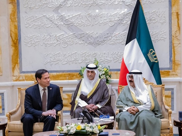 تطمينات أميركية ينقلها روبيو إلى دول الخليج بن فرحان وعراقجي [...]