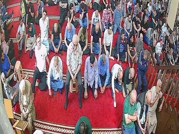 عيد الأضحى في مسجد التوجيه الإسلامي الكبير بطرابلس: الشيخ فايز [...]