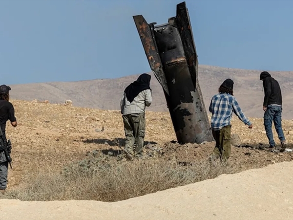 ترامب يحتوي «حرب الصواريخ»: دول في المنطقة طلبت منِّي منع نتنياهو من ضرب إيران