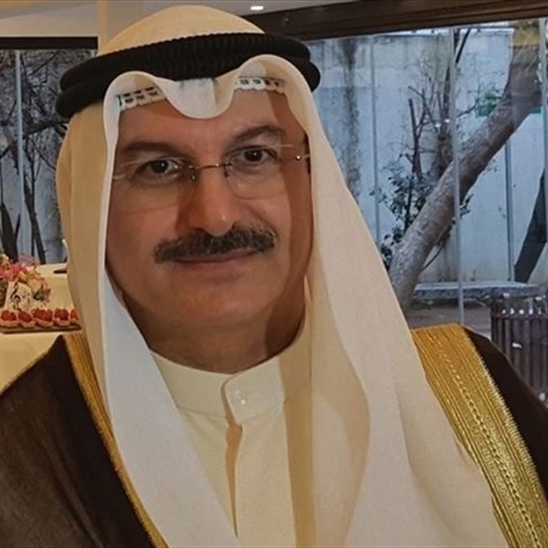 السفير عبد العال القناعي