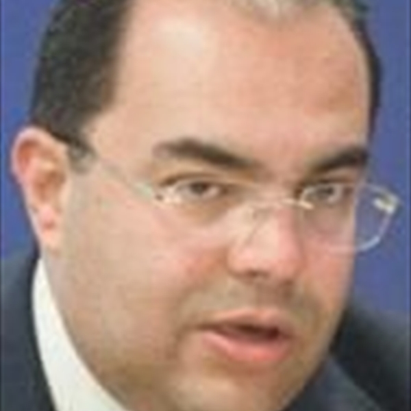 د. محمود محيي الدين