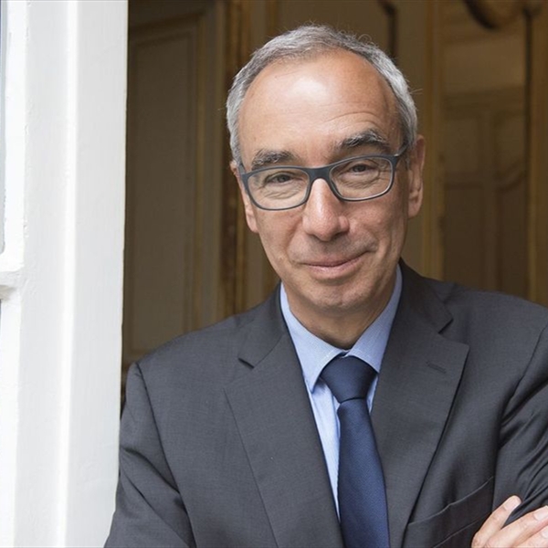 جان بيساني فيري