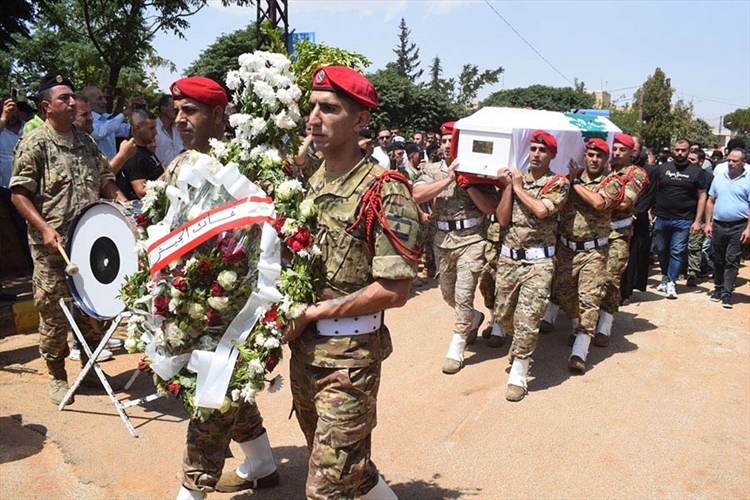 الجنوب اللبناني يلملم جراحه وشهداءه جراء العدوان الإسرائيلي: 6 شهداء من الجيش اللبناني فدوا أرض الوطن بدمائهم