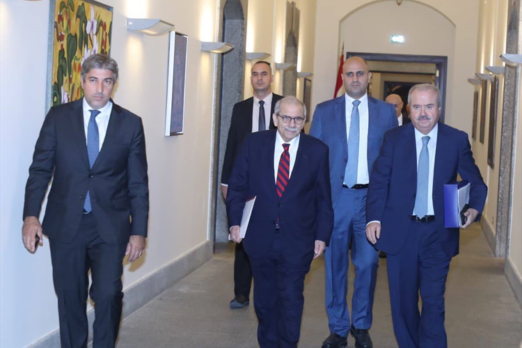 لبنان يسعى لمواجهة تداعيات عام الإخفاق.. وسلام للإلتزام بالشرعية الدولية