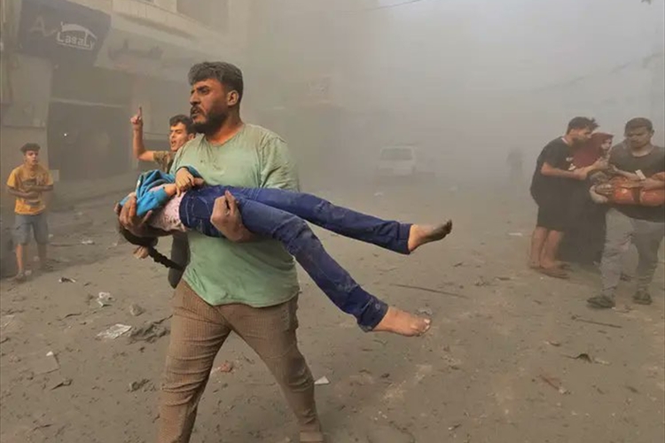 مذبحة غزة تحت أنظار العالم.. والضفة على طريق القطاع