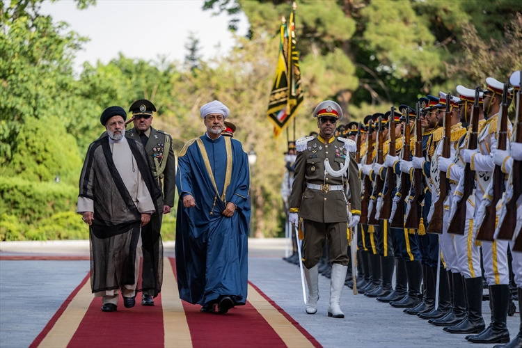 سلطان عُمان في طهران: تعزيز مصالحات المنطقة