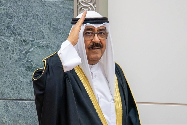أمير الكويت يعيّن نائباً له  أحمد عبد الله الصباح