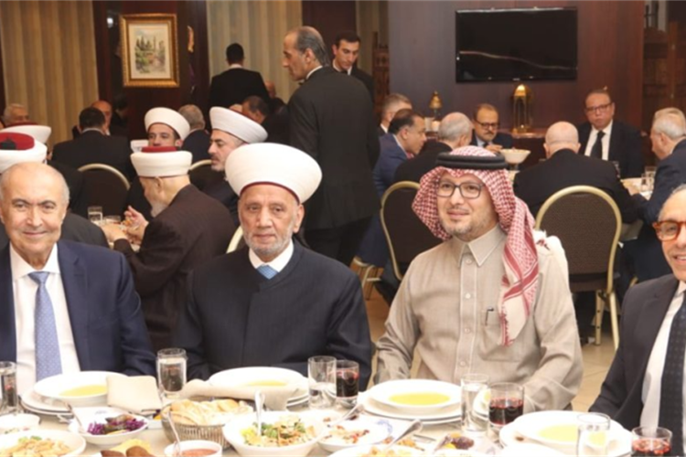 نائب بيروت أقام إفطاراً تكريمياً على شرف مفتي الجمهورية