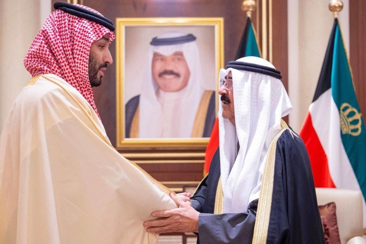 الكويت تودع الأمير نواف ومشعل الأحمد أميرا للبلاد